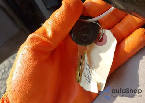 2002 GMC Yukon Xl 1500 Slt from USA, damaged, VIN 3GKEC16Z52G340692